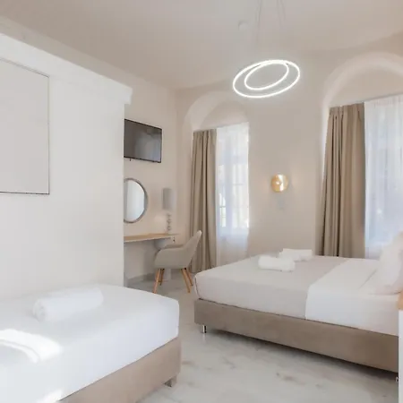 Arsenale Di Ναύπλιο